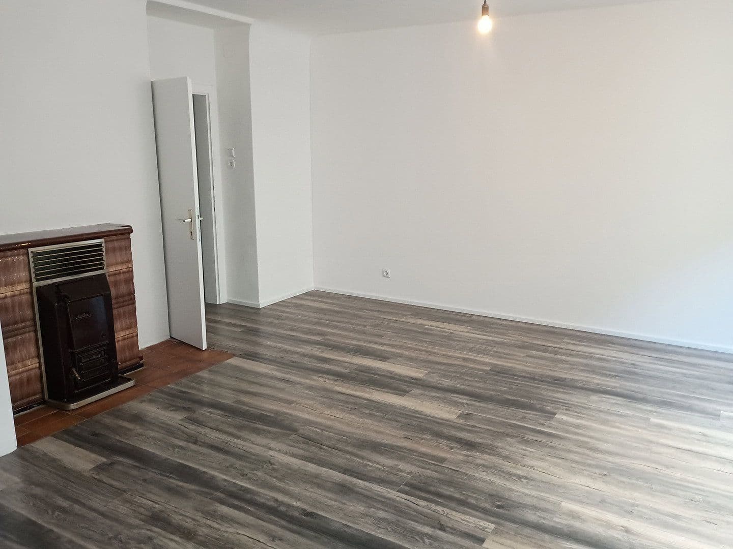 Prenájom bytu 2-izbový 68 m², Wien, Viedeň Prenájom bytu 2-izbový 68 m², Wien, Viedeň