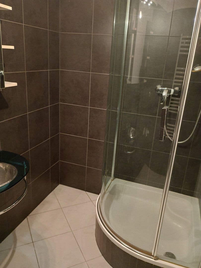 Prenájom bytu 2-izbový 68 m², Wien, Viedeň Prenájom bytu 2-izbový 68 m², Wien, Viedeň