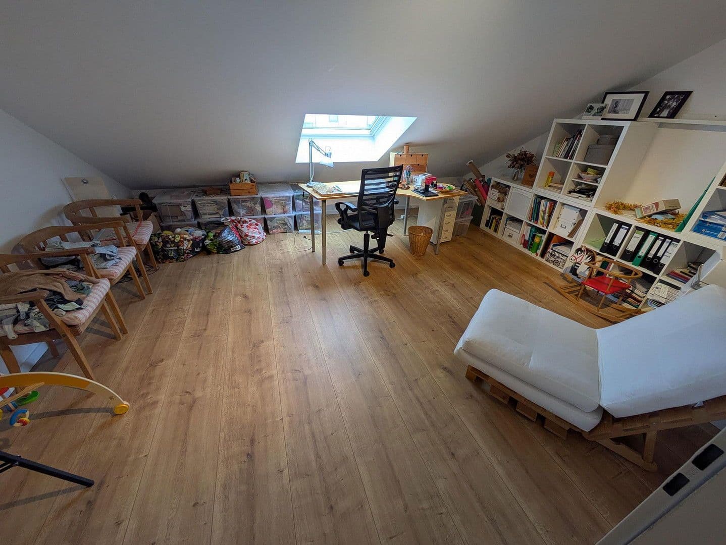 Predaj domu 174 m², pozemek 203 m², Leverkusen, Severné Porýnie - Westfálsko Predaj domu 174 m², pozemek 203 m², Leverkusen, Severné Porýnie - Westfálsko