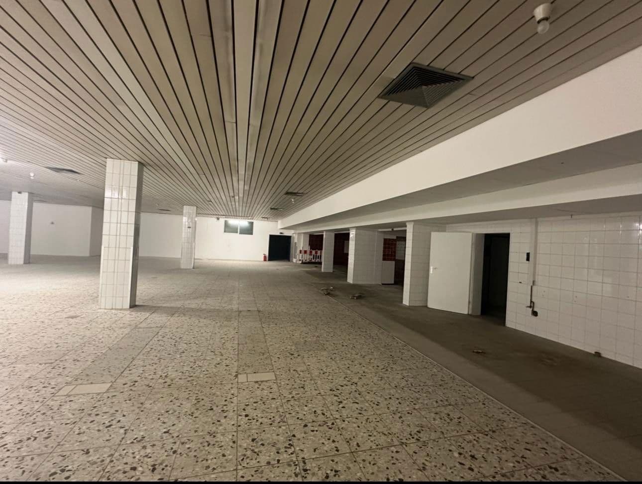 Prenájom nebytového priestoru 1.232 m², MierendorffWeg 19, Essen, Severné Porýnie - Westfálsko Prenájom nebytového priestoru 1.232 m², MierendorffWeg 19, Essen, Severné Porýnie - Westfálsko