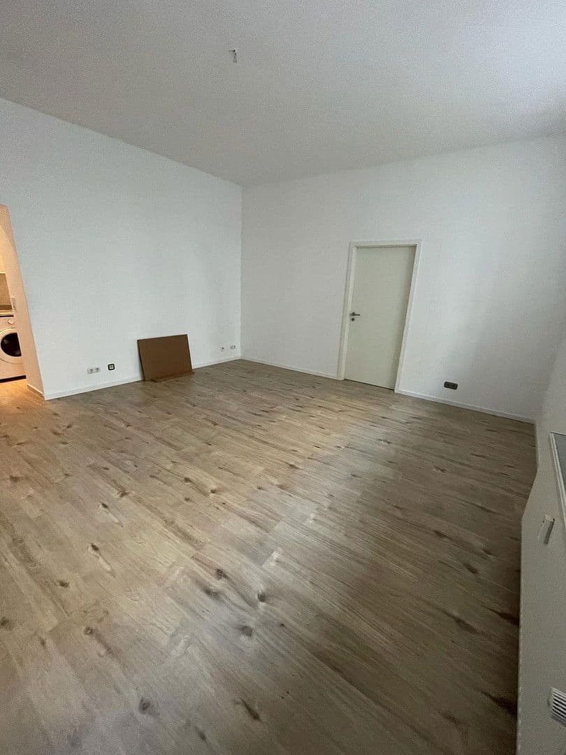 Prenájom bytu 2-izbový 59 m², Schiersteiner Straße 8, Wiesbaden, Hesensko Prenájom bytu 2-izbový 59 m², Schiersteiner Straße 8, Wiesbaden, Hesensko