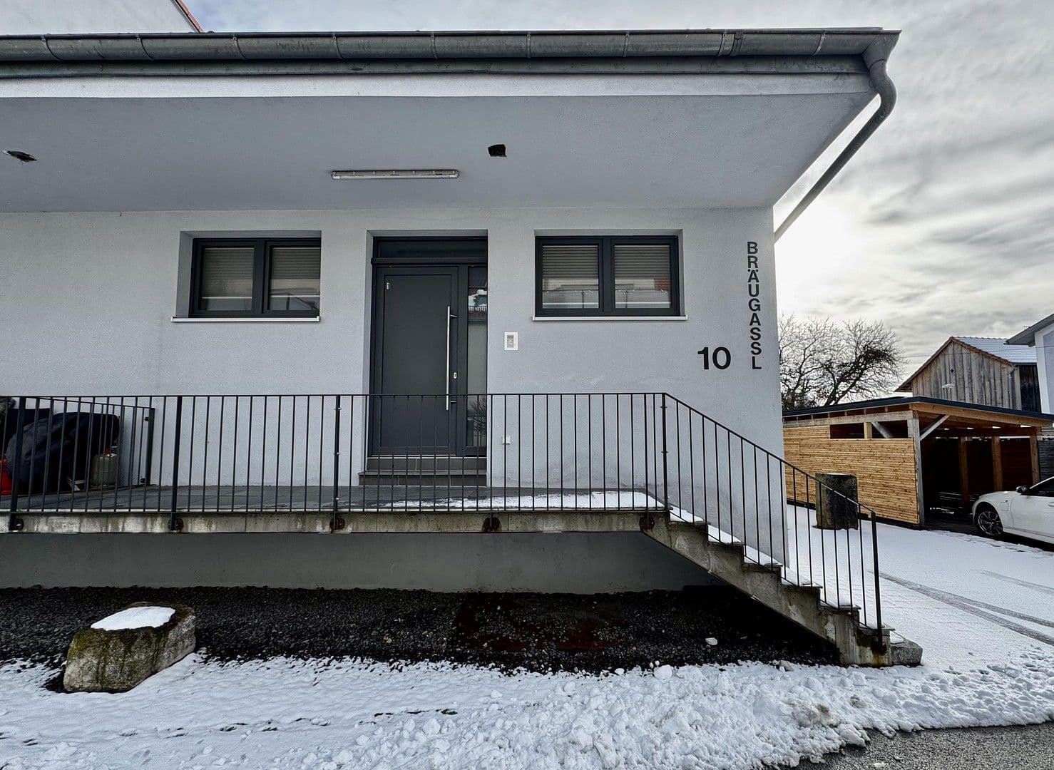 Prenájom bytu 3-izbový 90 m², Bräugaßl 10, Hemau, Bavorsko Prenájom bytu 3-izbový 90 m², Bräugaßl 10, Hemau, Bavorsko