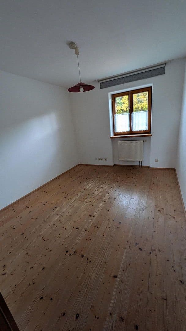 Predaj domu 160 m², pozemek 387 m², Steinhöring OT Abersdorf, Bavorsko Predaj domu 160 m², pozemek 387 m², Steinhöring OT Abersdorf, Bavorsko