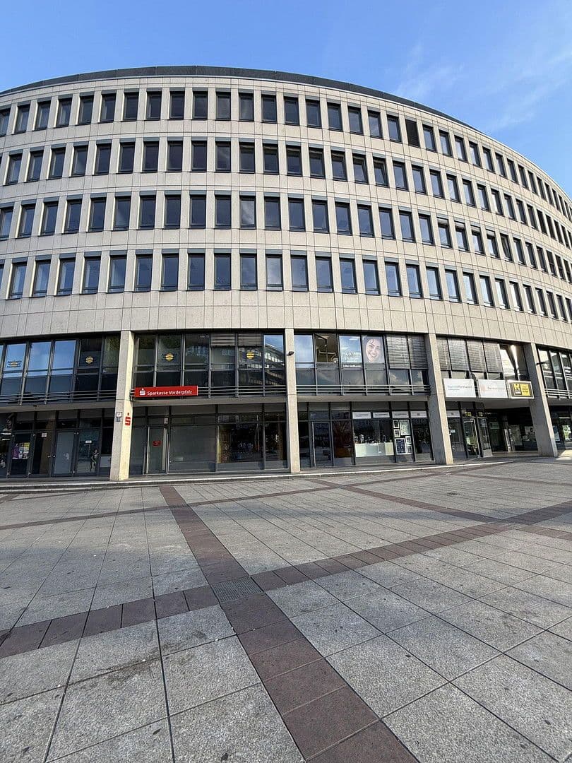 Prenájom nebytového priestoru 128 m², Berliner Platz 1, ludwigshafen, Porýnie-Falcko Prenájom nebytového priestoru 128 m², Berliner Platz 1, ludwigshafen, Porýnie-Falcko