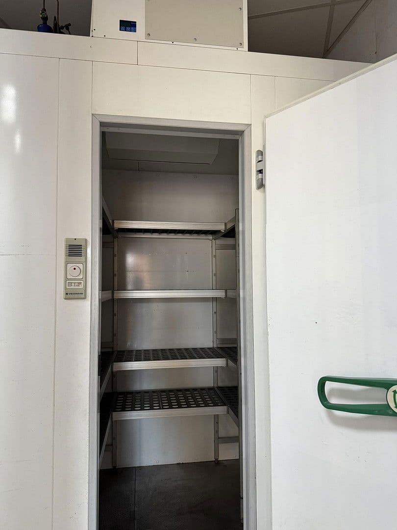 Prenájom nebytového priestoru 128 m², Berliner Platz 1, ludwigshafen, Porýnie-Falcko Prenájom nebytového priestoru 128 m², Berliner Platz 1, ludwigshafen, Porýnie-Falcko