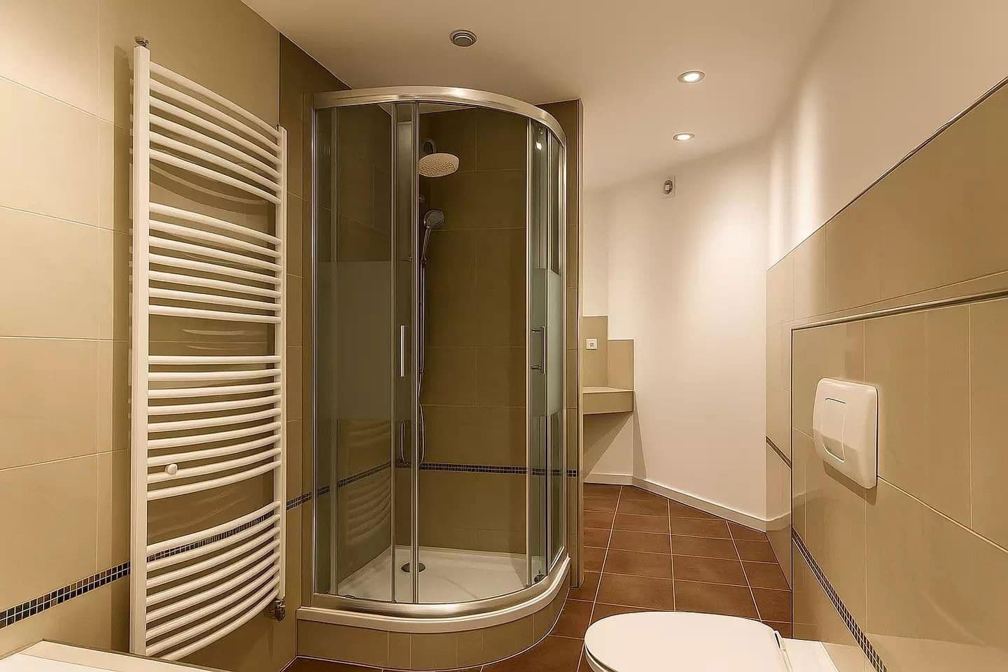 Prenájom bytu 2-izbový 76 m², Wuppertal, Severné Porýnie - Westfálsko Prenájom bytu 2-izbový 76 m², Wuppertal, Severné Porýnie - Westfálsko