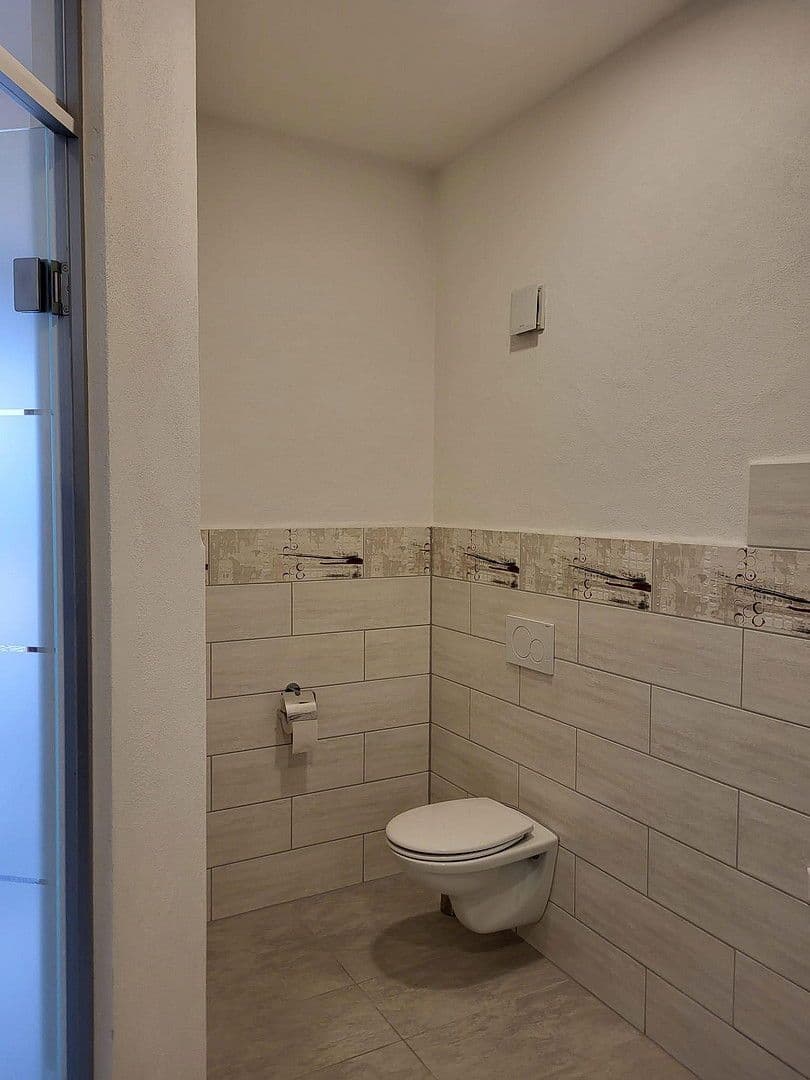 Prenájom bytu 2-izbový 62 m², Brunnenweg 3, Loßburg, Bádensko-Wurttembersko Prenájom bytu 2-izbový 62 m², Brunnenweg 3, Loßburg, Bádensko-Wurttembersko