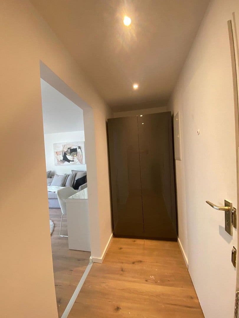 Prenájom bytu 1-izbový 28 m², Hans-Denzinger-Str. 19, München, Bavorsko Prenájom bytu 1-izbový 28 m², Hans-Denzinger-Str. 19, München, Bavorsko