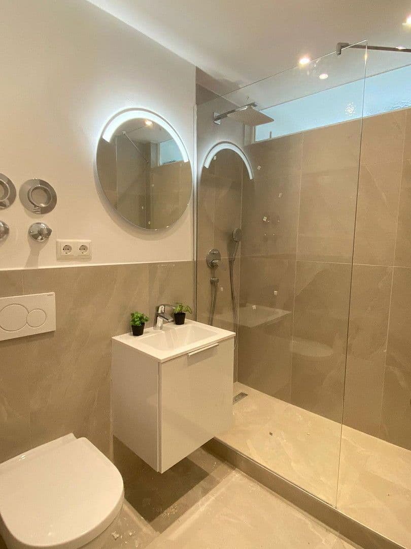 Prenájom bytu 1-izbový 28 m², Hans-Denzinger-Str. 19, München, Bavorsko Prenájom bytu 1-izbový 28 m², Hans-Denzinger-Str. 19, München, Bavorsko