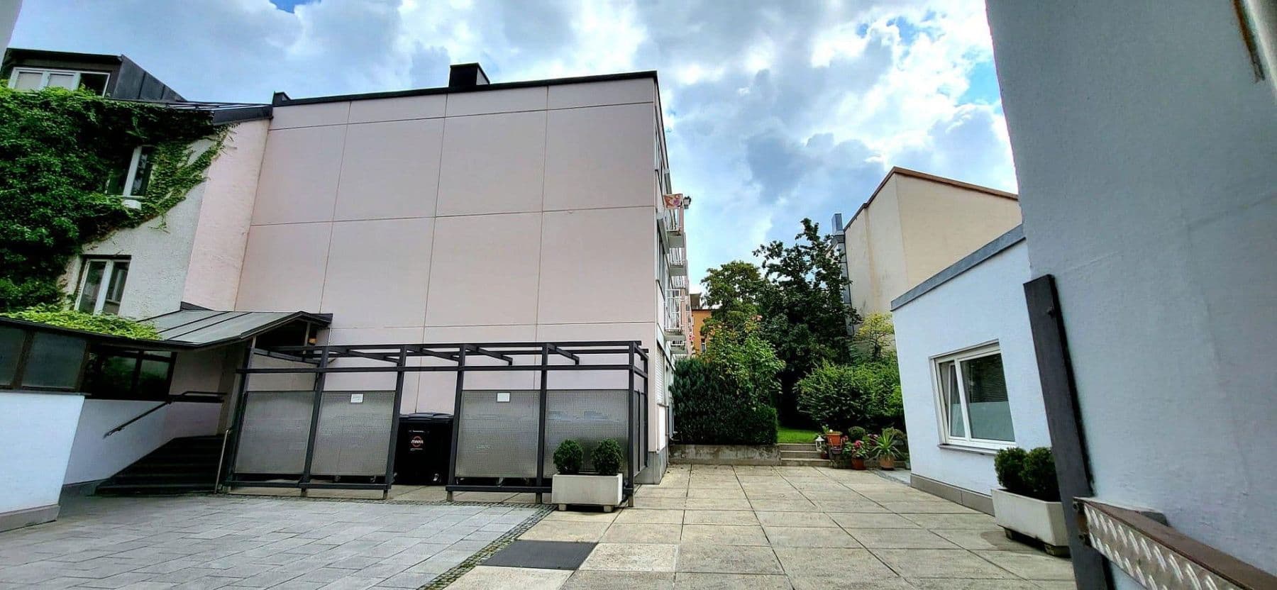 Predaj bytu 1-izbový 21 m², Türkenstraße, München, Bavorsko Predaj bytu 1-izbový 21 m², Türkenstraße, München, Bavorsko