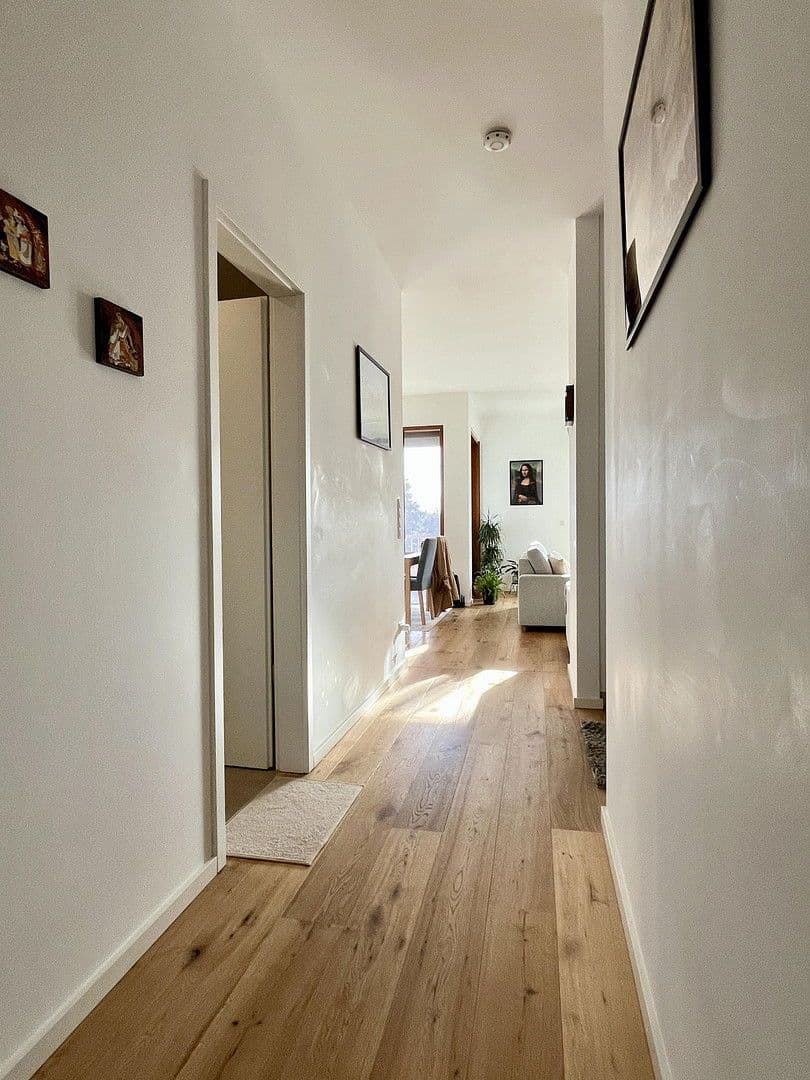 Prenájom bytu 3-izbový 95 m², Neubauernstr. 2C, Wildau, Brandenbursko Prenájom bytu 3-izbový 95 m², Neubauernstr. 2C, Wildau, Brandenbursko