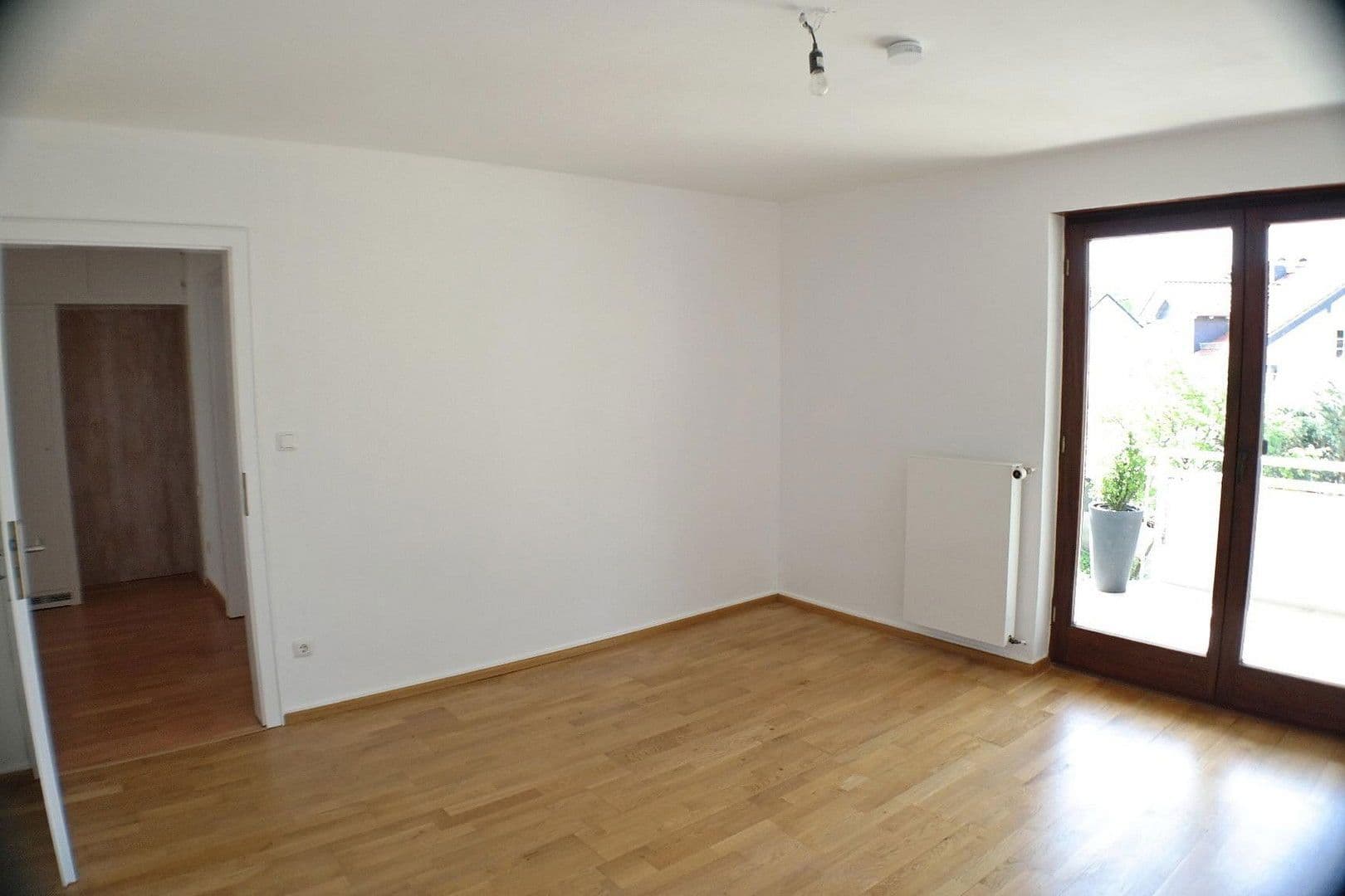 Prenájom bytu 2-izbový 68 m², Taunusstein, Hesensko Prenájom bytu 2-izbový 68 m², Taunusstein, Hesensko