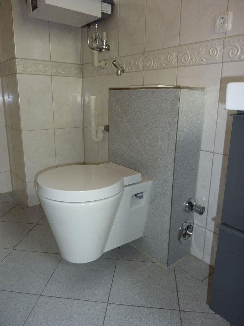 Prenájom bytu 2-izbový 68 m², Taunusstein, Hesensko Prenájom bytu 2-izbový 68 m², Taunusstein, Hesensko