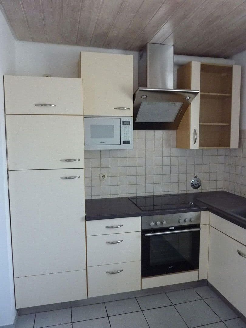 Prenájom bytu 2-izbový 68 m², Taunusstein, Hesensko Prenájom bytu 2-izbový 68 m², Taunusstein, Hesensko