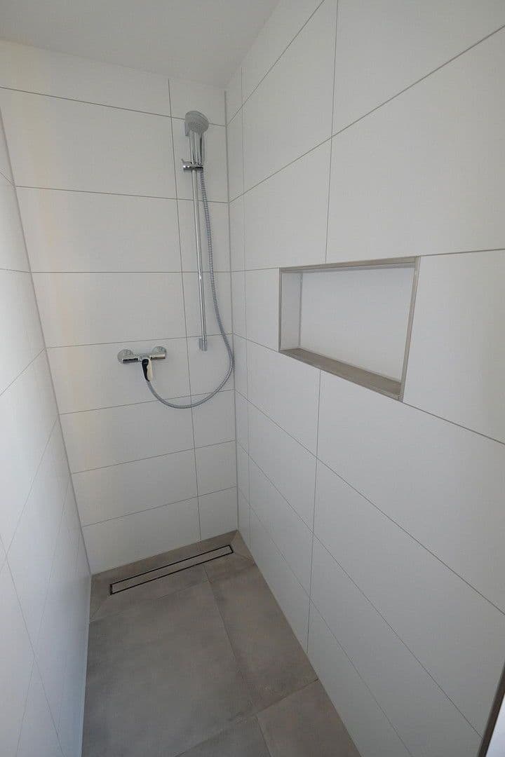 Prenájom bytu 2-izbový 61 m², Seilerstraße 7, Frankfurt am Main, Hesensko Prenájom bytu 2-izbový 61 m², Seilerstraße 7, Frankfurt am Main, Hesensko