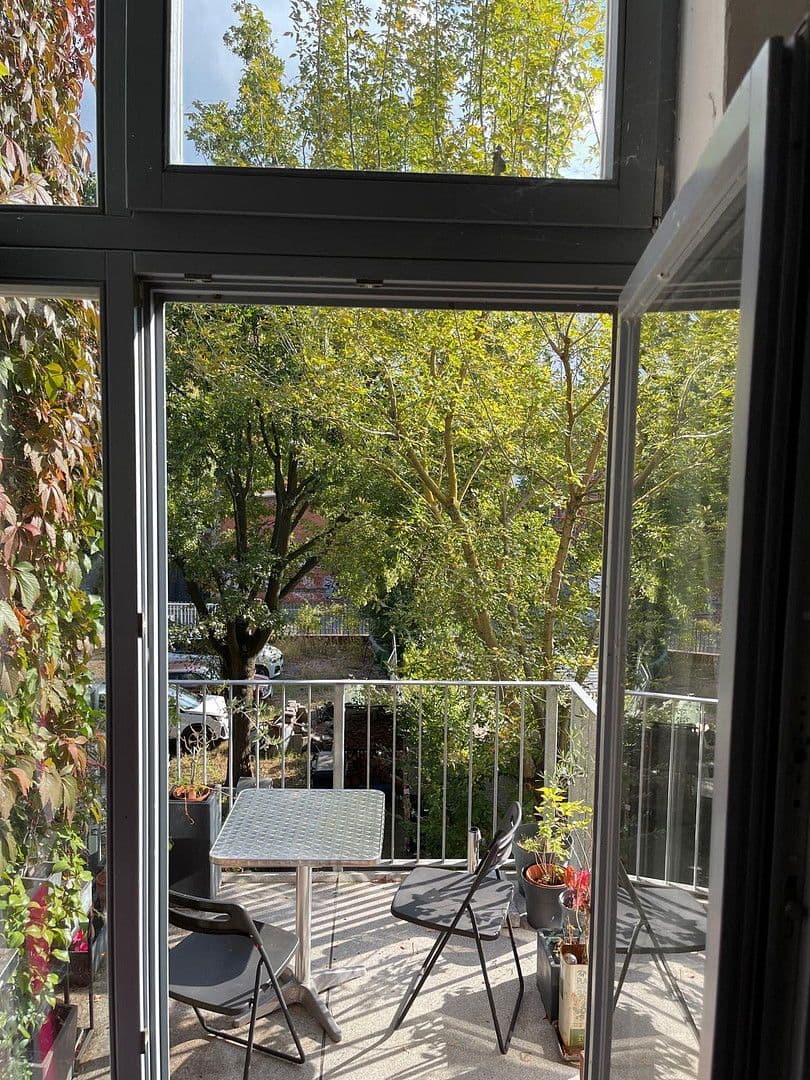 Prenájom bytu 3-izbový 200 m², Berlin, Berlín Prenájom bytu 3-izbový 200 m², Berlin, Berlín