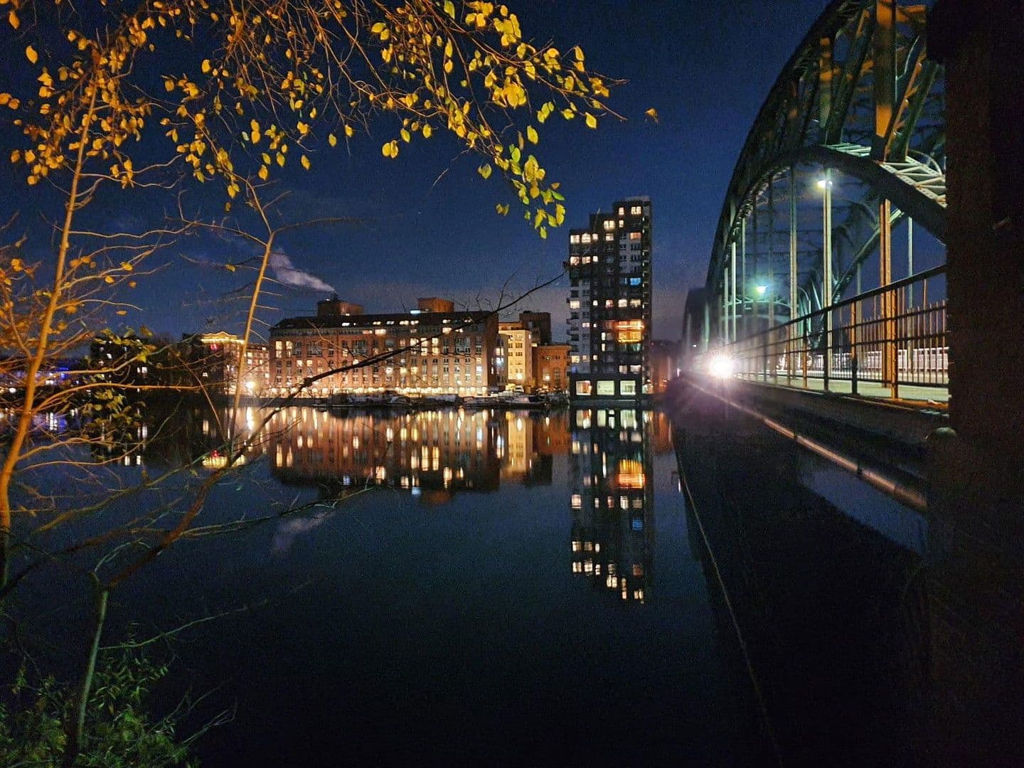 Prenájom bytu 3-izbový 200 m², Berlin, Berlín Prenájom bytu 3-izbový 200 m², Berlin, Berlín