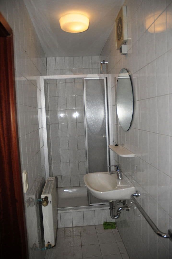 Prenájom nebytového priestoru 140 m², Saunstr.1, Mendig, Porýnie-Falcko Prenájom nebytového priestoru 140 m², Saunstr.1, Mendig, Porýnie-Falcko