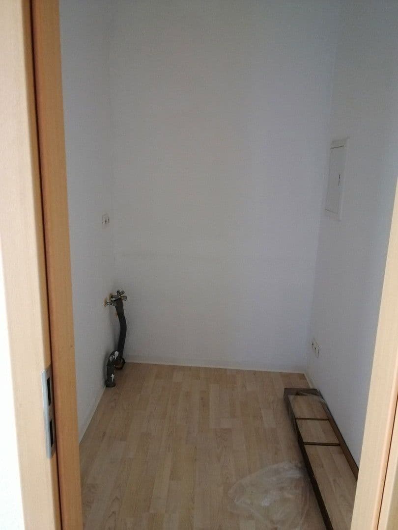 Prenájom bytu 2-izbový 55 m², Karl-Schmidt-Str. 47, Magdeburg, Sasko-Anhaltsko Prenájom bytu 2-izbový 55 m², Karl-Schmidt-Str. 47, Magdeburg, Sasko-Anhaltsko