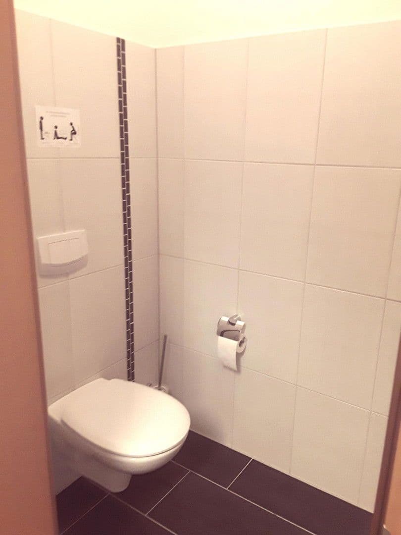 Prenájom kancelárie 258 m², Südbrookmerland, Dolné Sasko Prenájom kancelárie 258 m², Südbrookmerland, Dolné Sasko