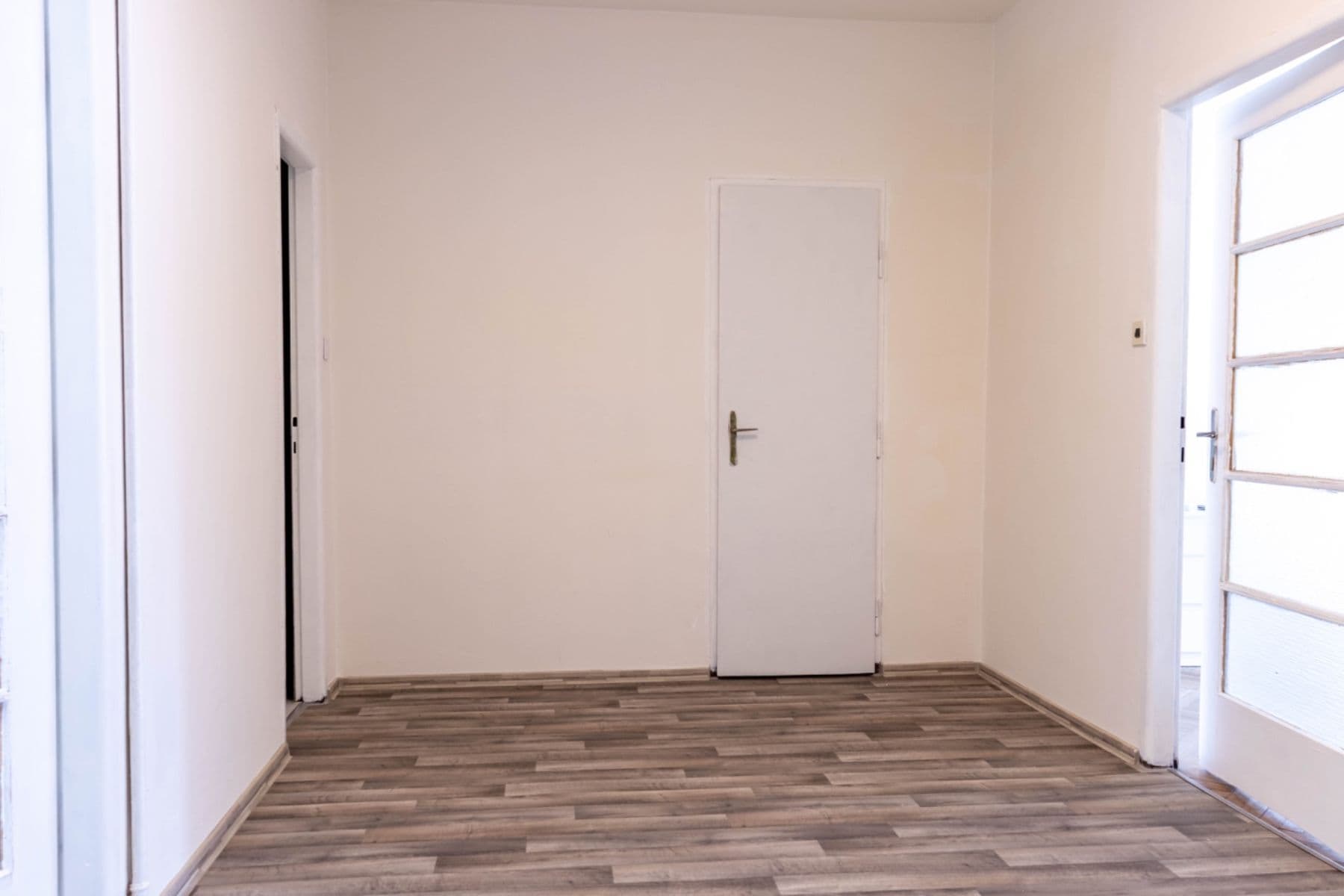 Predaj bytu 3-izbový 88 m², Nad Kajetánkou, Praha, Praha Predaj bytu 3-izbový 88 m², Nad Kajetánkou, Praha, Praha