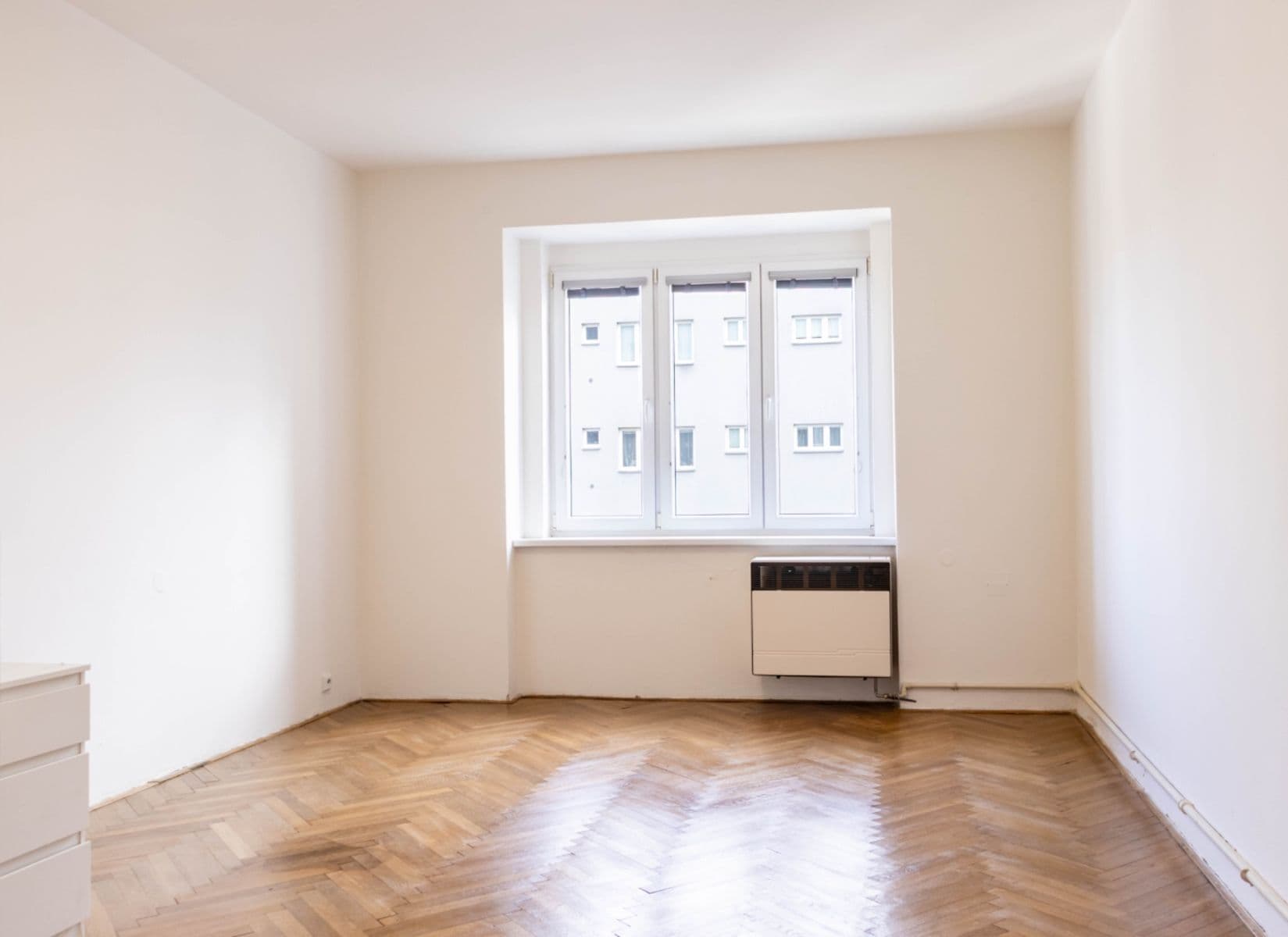 Predaj bytu 3-izbový 88 m², Nad Kajetánkou, Praha, Praha Predaj bytu 3-izbový 88 m², Nad Kajetánkou, Praha, Praha