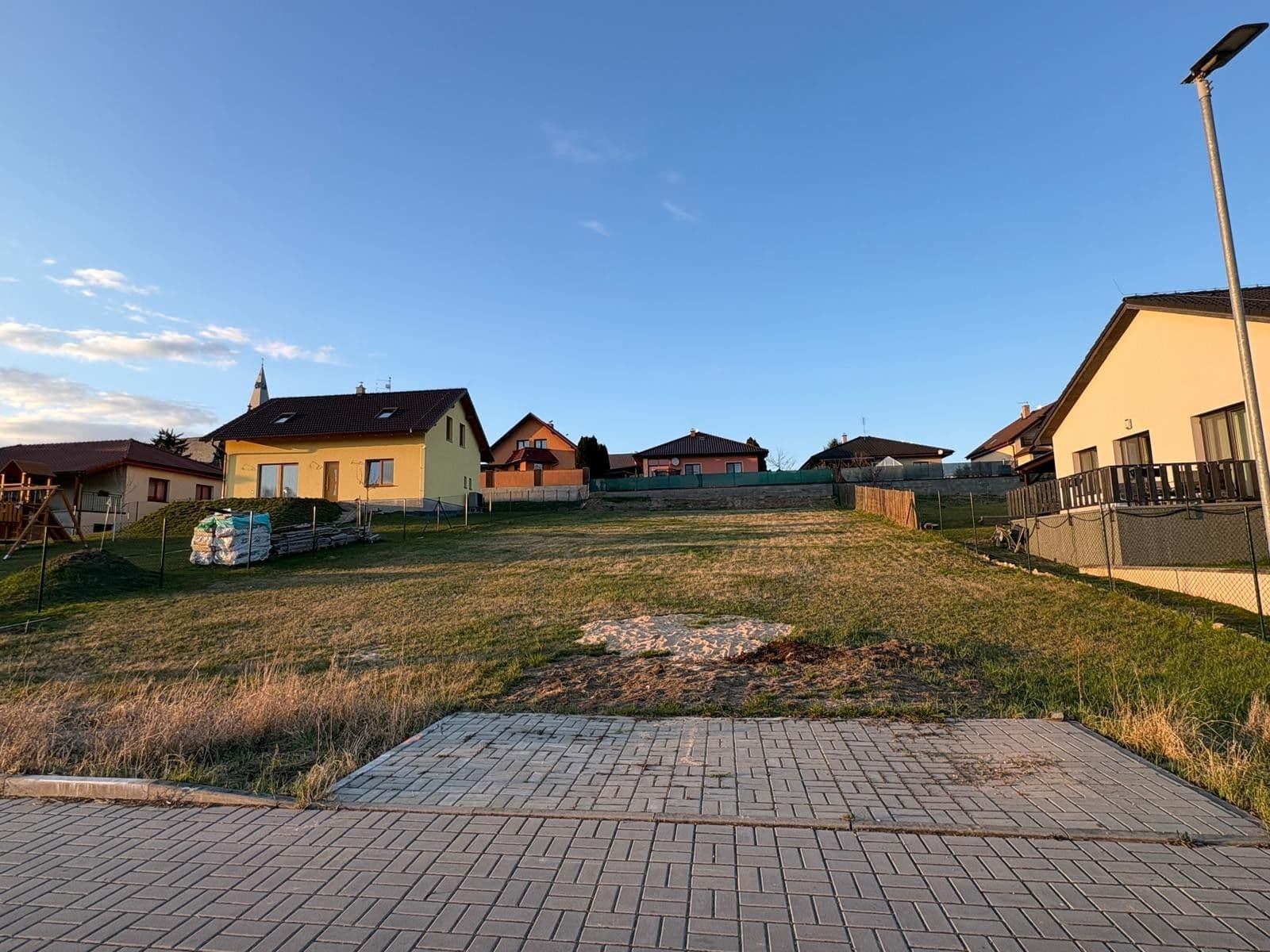 Predaj pozemku 812 m², K Potoku, Plaňany, Středočeský kraj Predaj pozemku 812 m², K Potoku, Plaňany, Středočeský kraj