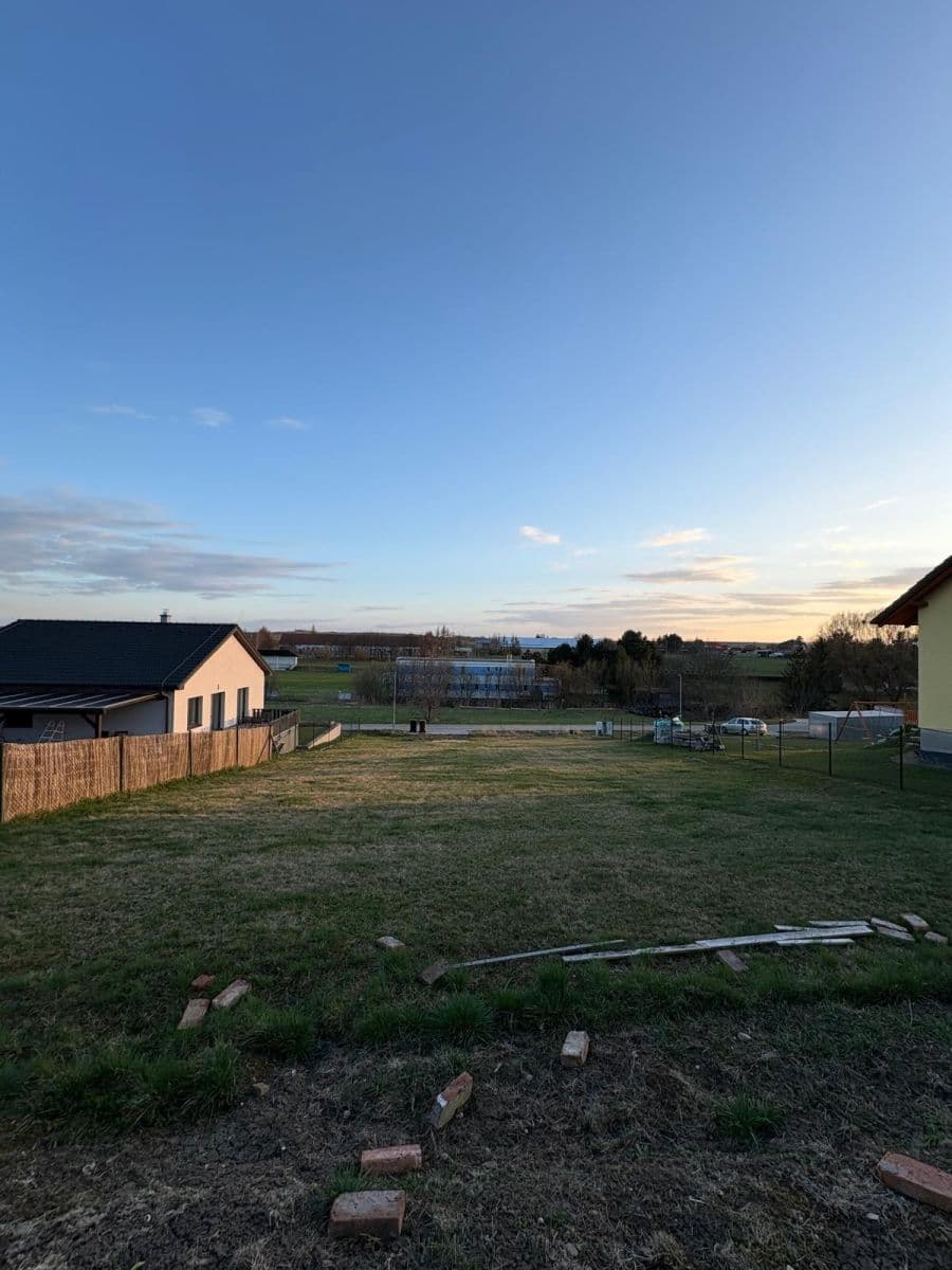 Predaj pozemku 812 m², K Potoku, Plaňany, Středočeský kraj Predaj pozemku 812 m², K Potoku, Plaňany, Středočeský kraj