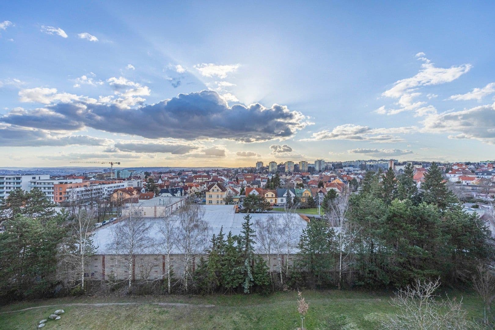 Prenájom bytu 3-izbový 72 m², Šiškova, Praha, Praha Prenájom bytu 3-izbový 72 m², Šiškova, Praha, Praha