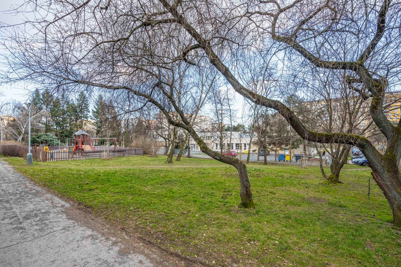 Prenájom bytu 3-izbový 72 m², Šiškova, Praha, Praha Prenájom bytu 3-izbový 72 m², Šiškova, Praha, Praha