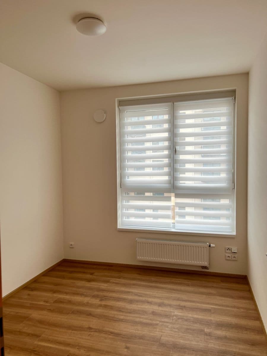 Prenájom bytu 2-izbový 40 m², Nádražní, Kralupy nad Vltavou, Středočeský kraj Prenájom bytu 2-izbový 40 m², Nádražní, Kralupy nad Vltavou, Středočeský kraj