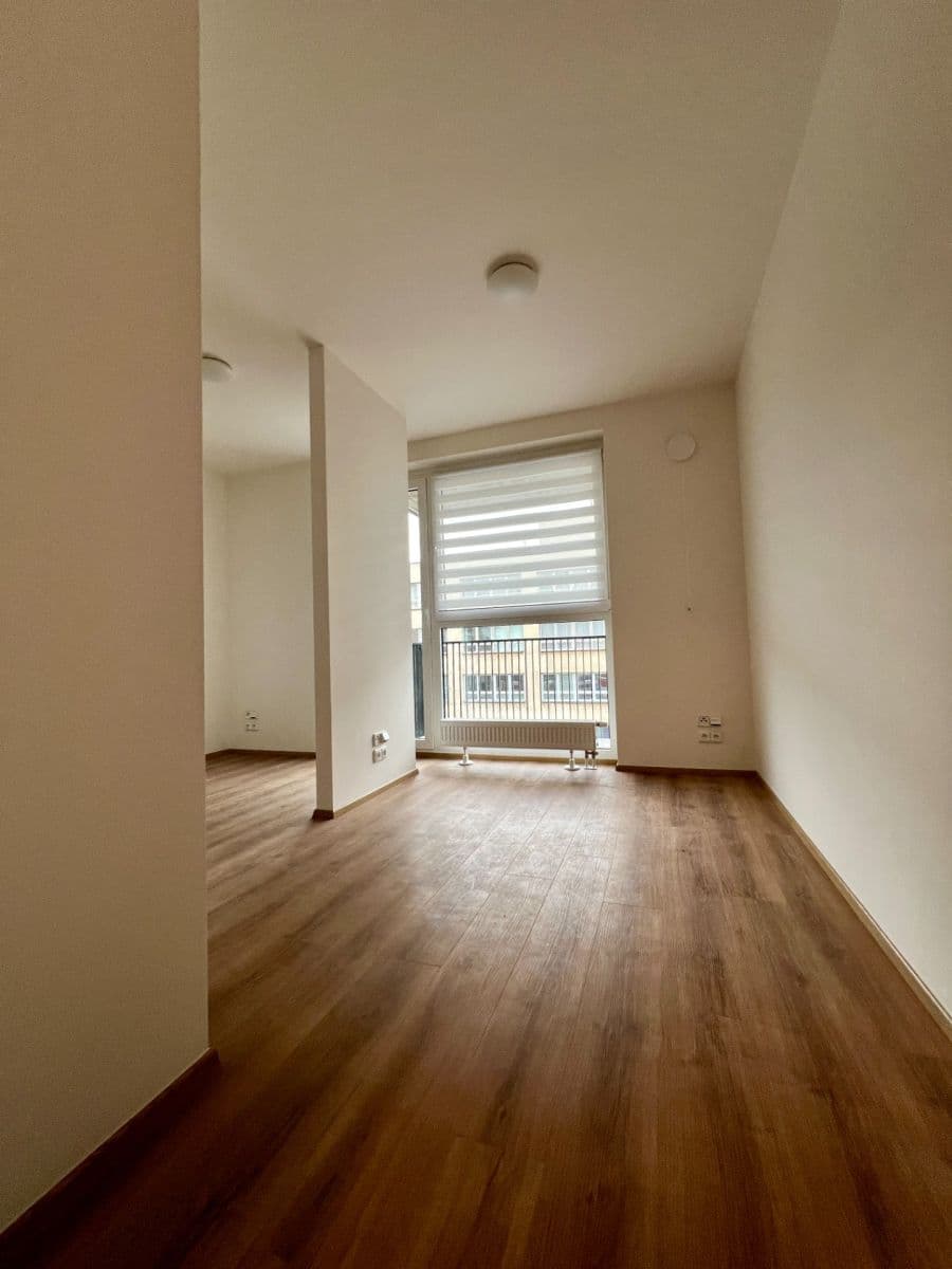 Prenájom bytu 2-izbový 40 m², Nádražní, Kralupy nad Vltavou, Středočeský kraj Prenájom bytu 2-izbový 40 m², Nádražní, Kralupy nad Vltavou, Středočeský kraj