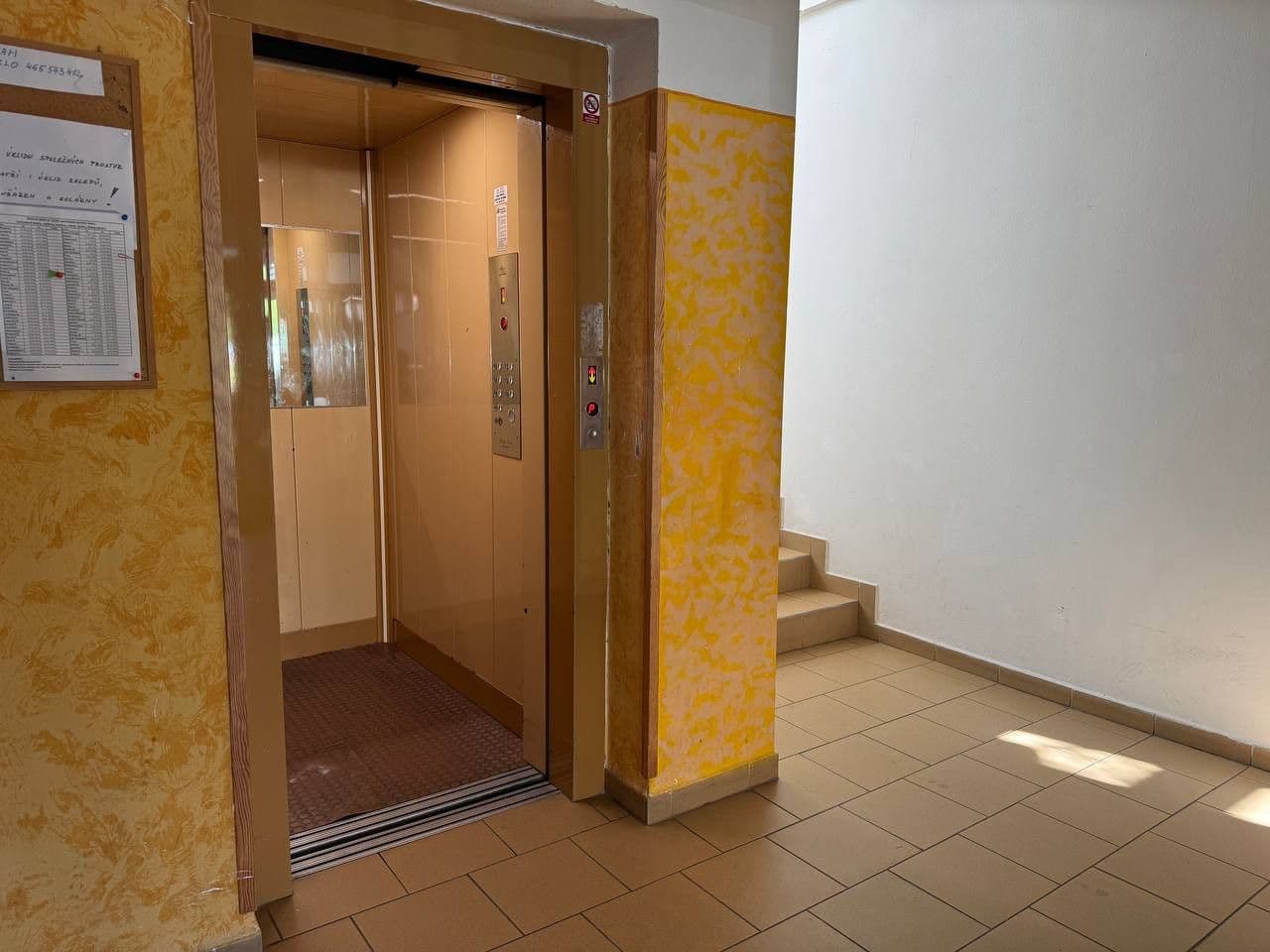 Prenájom bytu 1-izbový 39 m², Hausenská, Letohrad, Pardubický kraj Prenájom bytu 1-izbový 39 m², Hausenská, Letohrad, Pardubický kraj