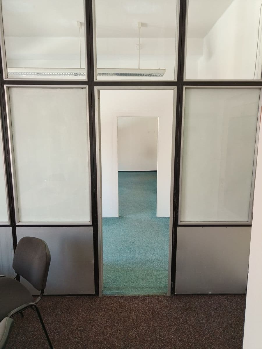 Prenájom kancelárie 48 m², Palachova, Náchod, Královéhradecký kraj Prenájom kancelárie 48 m², Palachova, Náchod, Královéhradecký kraj