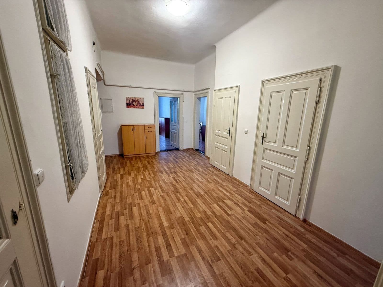 Prenájom bytu 3-izbový 103 m², Pod Karlovem, Praha, Praha Prenájom bytu 3-izbový 103 m², Pod Karlovem, Praha, Praha