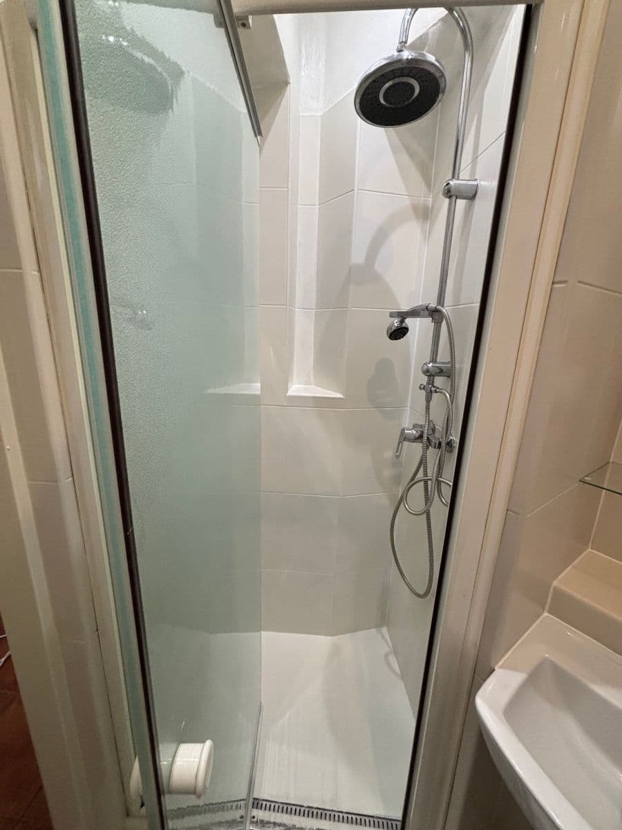 Prenájom bytu 2-izbový 50 m², Hartigova, Praha, Praha Prenájom bytu 2-izbový 50 m², Hartigova, Praha, Praha