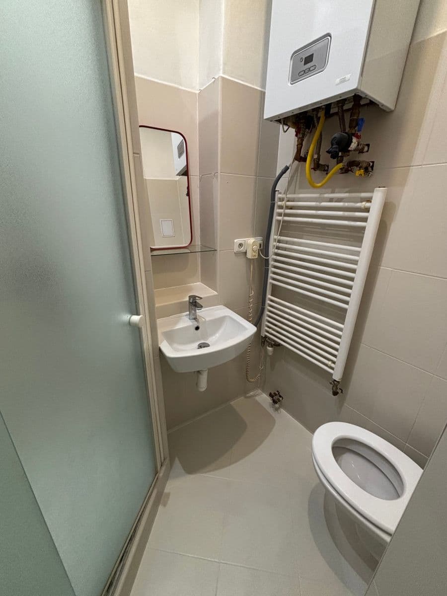 Prenájom bytu 2-izbový 50 m², Hartigova, Praha, Praha Prenájom bytu 2-izbový 50 m², Hartigova, Praha, Praha