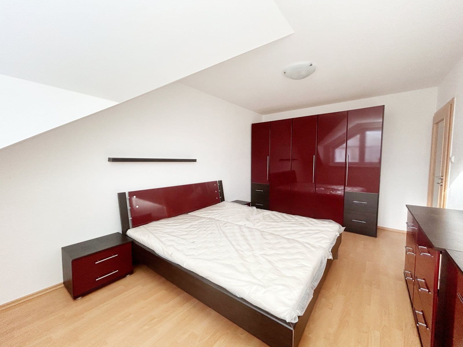 Prenájom domu 105 m², pozemek 80 m², Družstevní, Nehvizdy, Středočeský kraj Prenájom domu 105 m², pozemek 80 m², Družstevní, Nehvizdy, Středočeský kraj