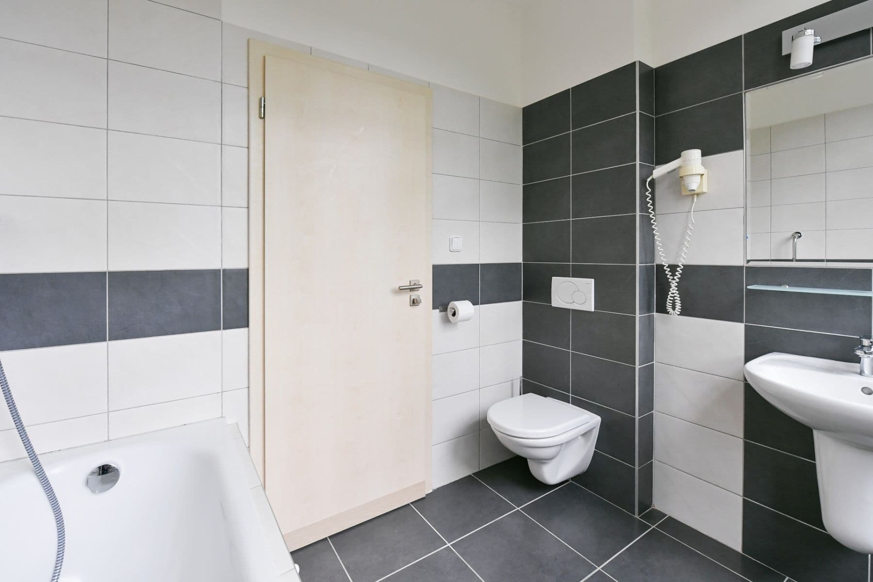 Prenájom bytu 1-izbový 24 m², Na Ostrůvku, Praha, Praha Prenájom bytu 1-izbový 24 m², Na Ostrůvku, Praha, Praha