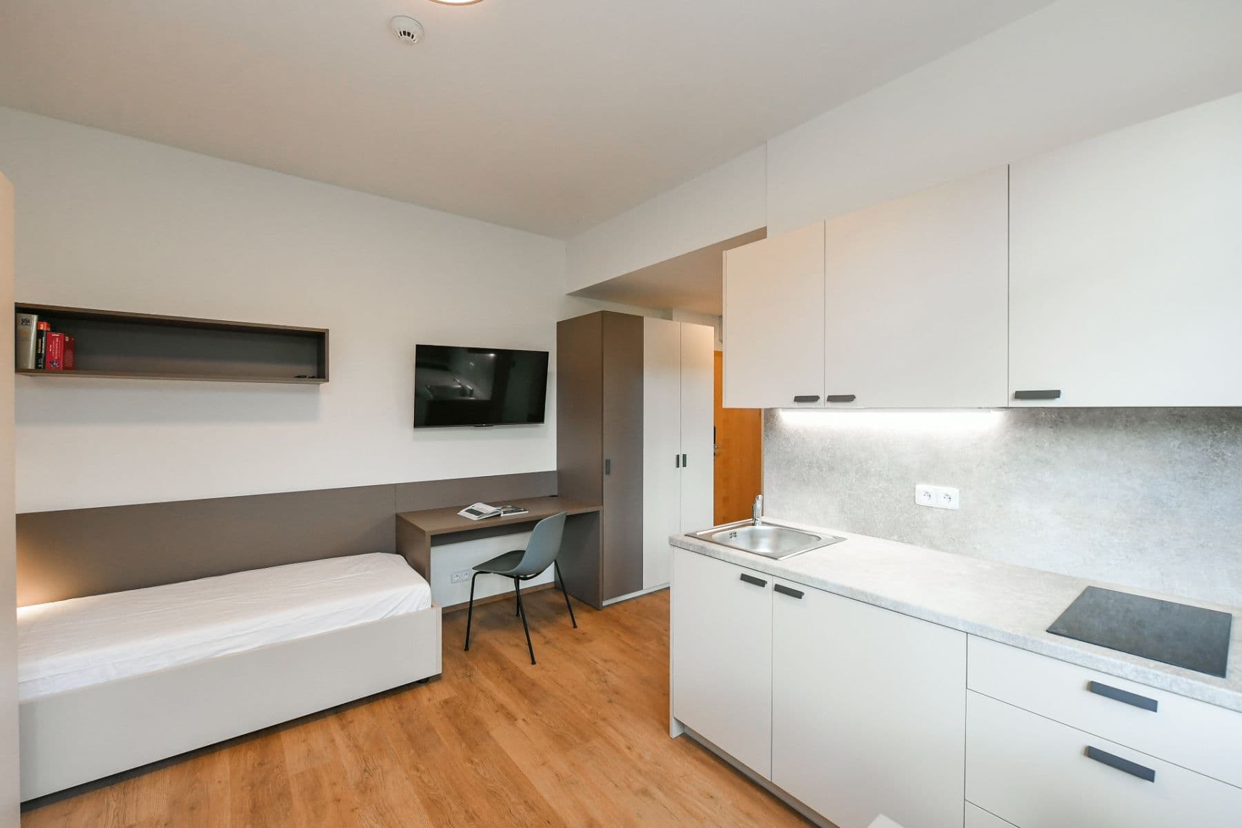 Prenájom bytu 1-izbový 24 m², Na Ostrůvku, Praha, Praha Prenájom bytu 1-izbový 24 m², Na Ostrůvku, Praha, Praha