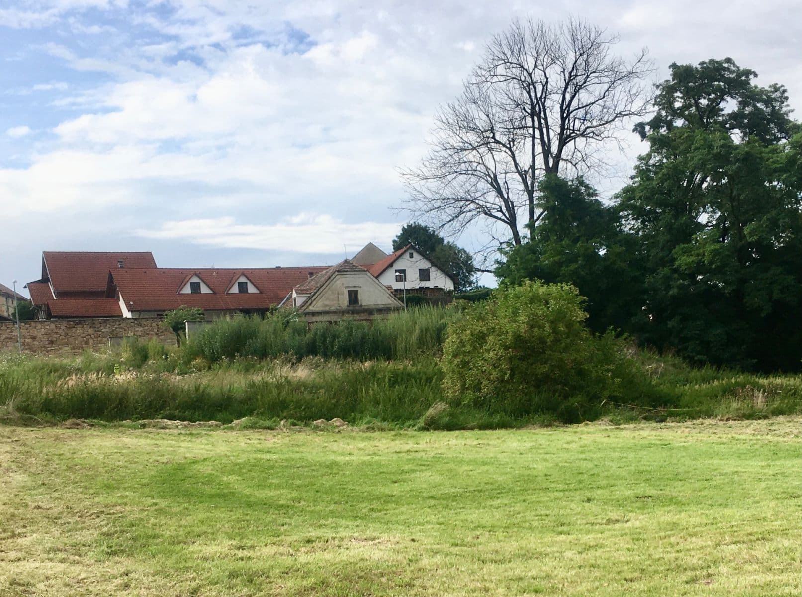 Predaj pozemku 36.000 m², Podolanka, Středočeský kraj Predaj pozemku 36.000 m², Podolanka, Středočeský kraj