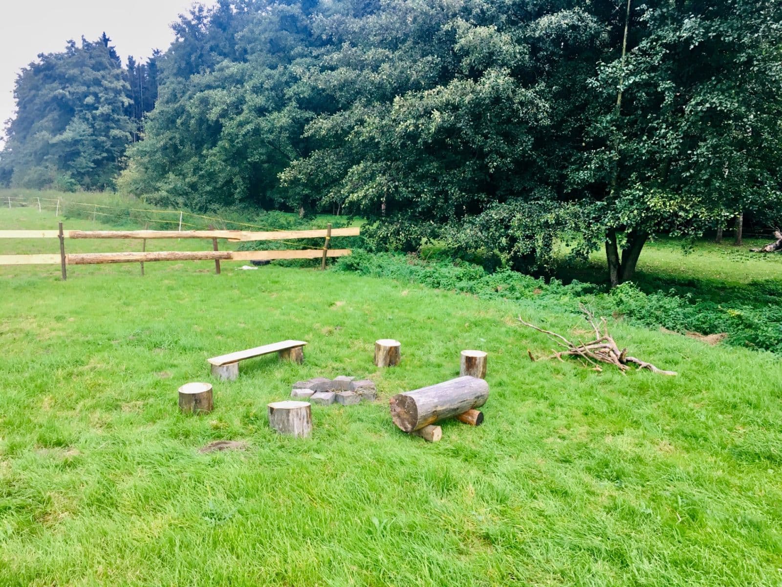 Predaj pozemku 36.000 m², Podolanka, Středočeský kraj Predaj pozemku 36.000 m², Podolanka, Středočeský kraj