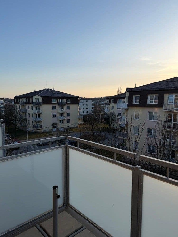 Prenájom bytu 2-izbový 53 m², Topolová, Olomouc, Olomoucký kraj Prenájom bytu 2-izbový 53 m², Topolová, Olomouc, Olomoucký kraj