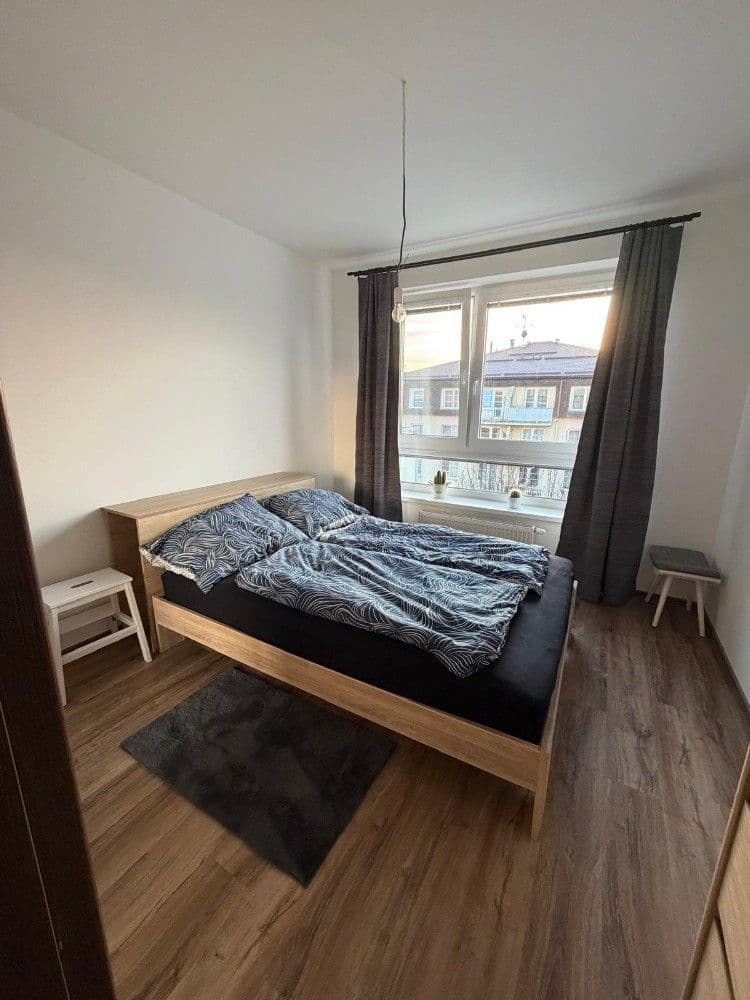 Prenájom bytu 2-izbový 53 m², Topolová, Olomouc, Olomoucký kraj Prenájom bytu 2-izbový 53 m², Topolová, Olomouc, Olomoucký kraj