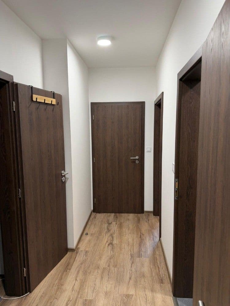 Prenájom bytu 2-izbový 53 m², Topolová, Olomouc, Olomoucký kraj Prenájom bytu 2-izbový 53 m², Topolová, Olomouc, Olomoucký kraj