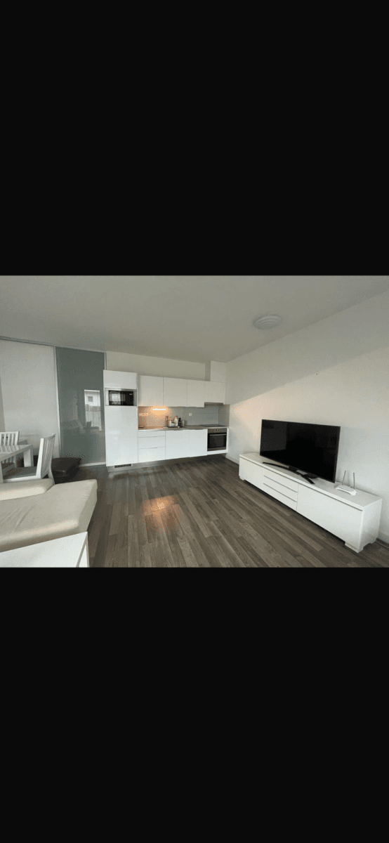 Prenájom bytu 1-izbový 38 m², Staré Grunty, Karlova Ves, Bratislavský kraj Prenájom bytu 1-izbový 38 m², Staré Grunty, Karlova Ves, Bratislavský kraj