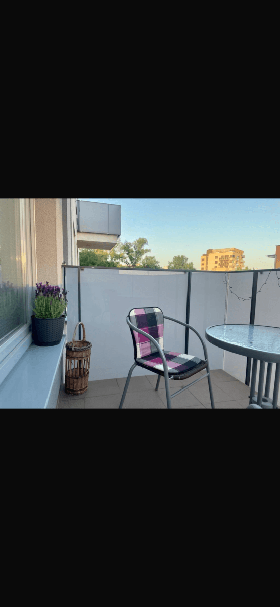 Prenájom bytu 1-izbový 38 m², Staré Grunty, Karlova Ves, Bratislavský kraj Prenájom bytu 1-izbový 38 m², Staré Grunty, Karlova Ves, Bratislavský kraj