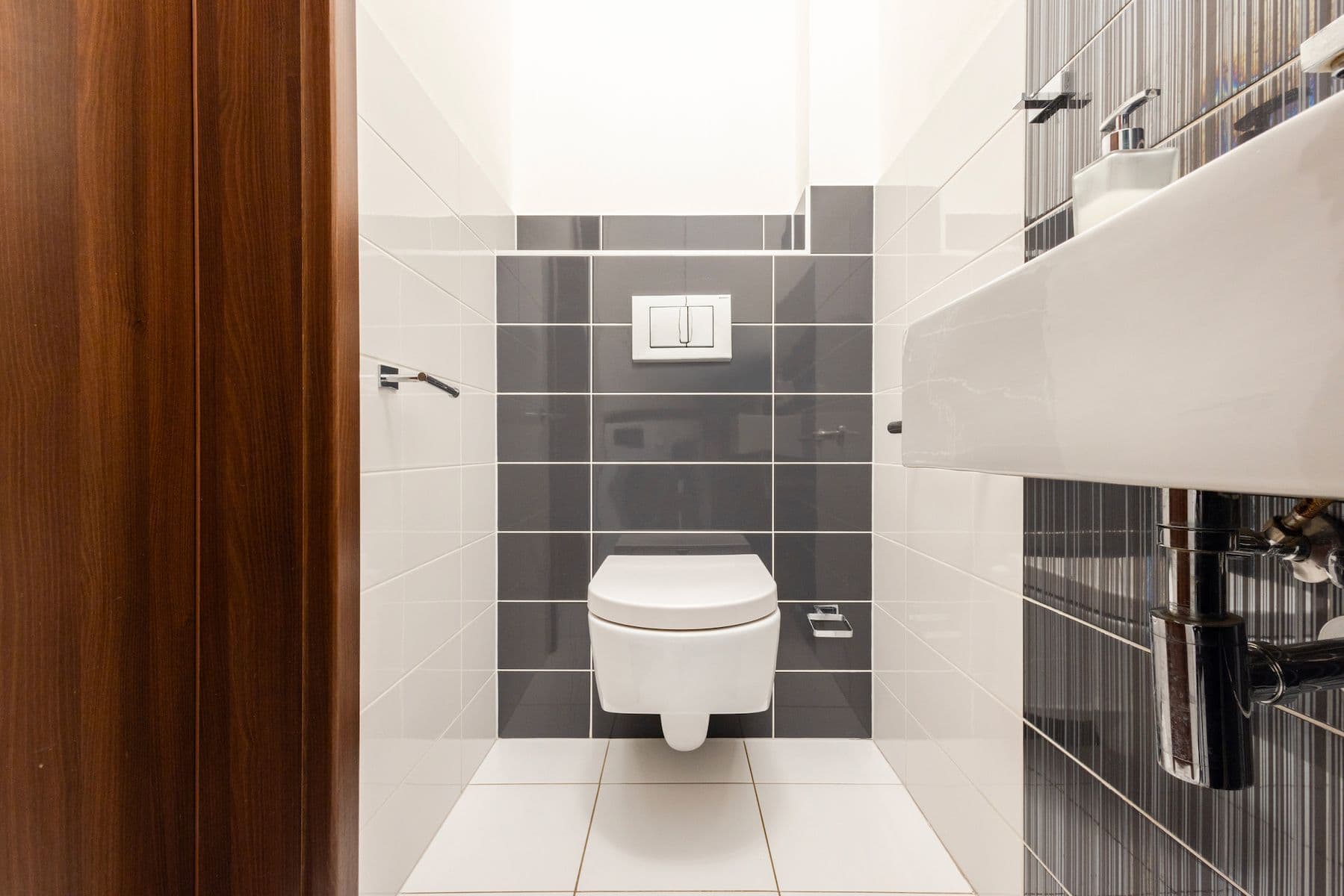 Predaj domu 127 m², pozemek 942 m², Dobříšská, Mníšek pod Brdy, Středočeský kraj Predaj domu 127 m², pozemek 942 m², Dobříšská, Mníšek pod Brdy, Středočeský kraj