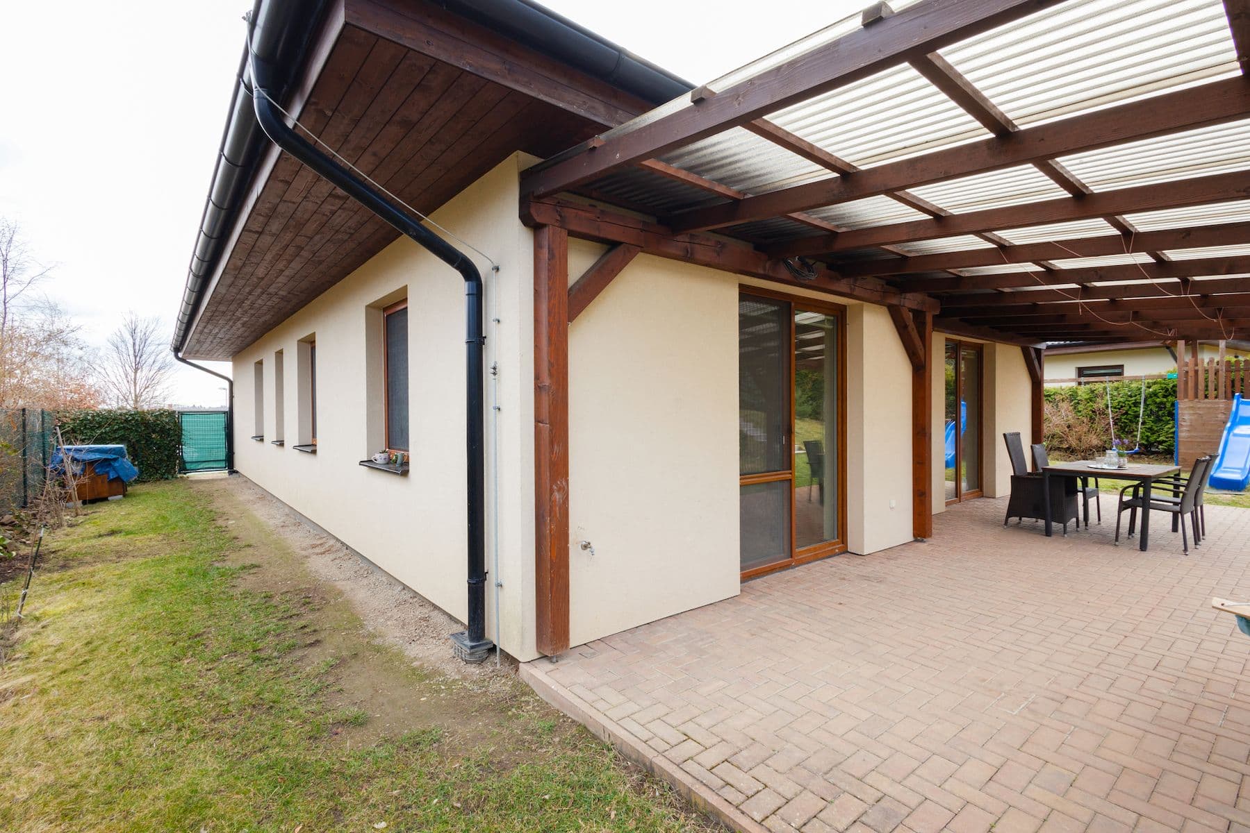 Predaj domu 127 m², pozemek 942 m², Dobříšská, Mníšek pod Brdy, Středočeský kraj Predaj domu 127 m², pozemek 942 m², Dobříšská, Mníšek pod Brdy, Středočeský kraj