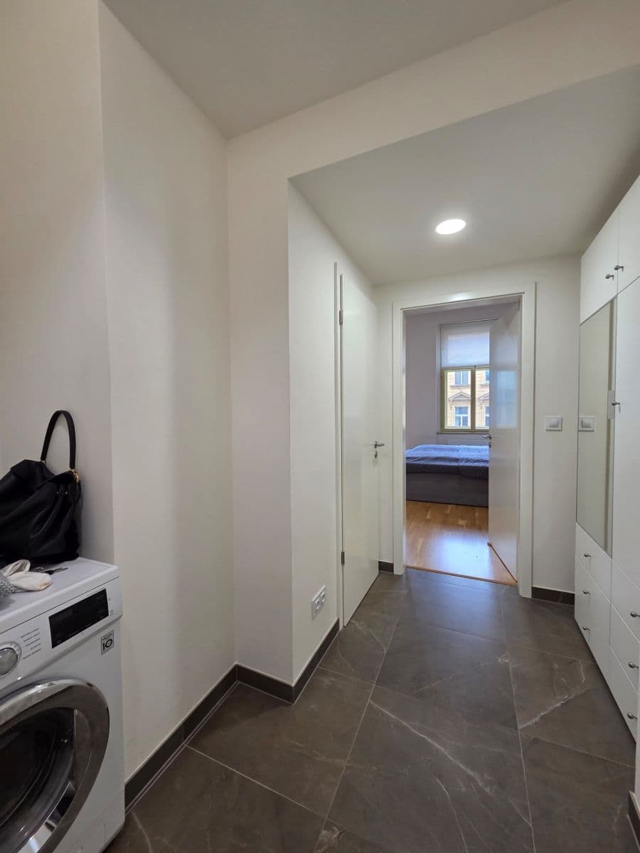 Predaj bytu 1-izbový 28 m², Legerova, Praha, Praha Predaj bytu 1-izbový 28 m², Legerova, Praha, Praha